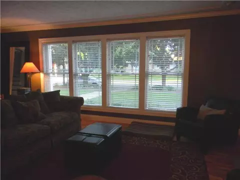 309 E Clark St, Saint Johns, MI 48879 photo 4