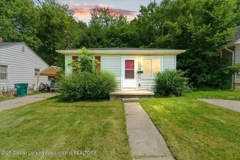 1514 Robertson Ave, Lansing, MI 48915