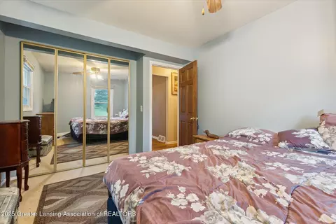 Bedroom - 3523 Cooley Dr, Lansing, MI 48911 photo 2 of 6