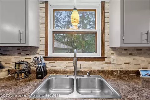 Kitchen - 315 S Main St, Ithaca, MI 48847 photo 4 of 4