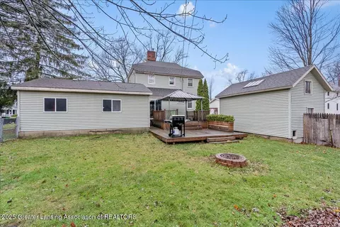 Exterior - 315 S Main St, Ithaca, MI 48847 photo 5 of 6