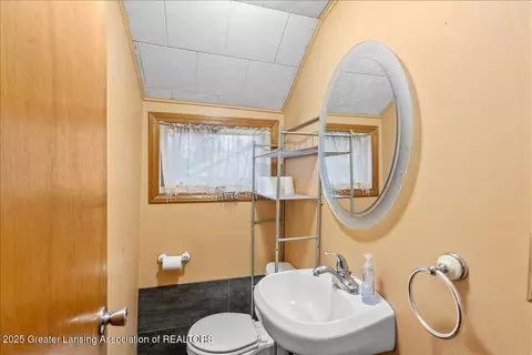 Bath - 315 S Main St, Ithaca, MI 48847 photo 1 of 2