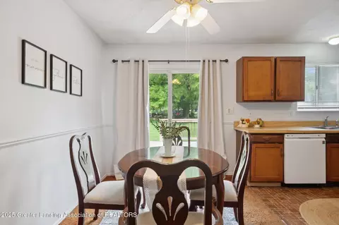 13179 Heather Ln, Perry, MI 48872 photo 10