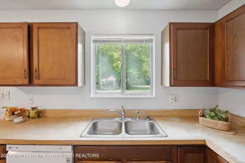 13179 Heather Ln, Perry, MI 48872 photo 16