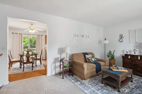 13179 Heather Ln, Perry, MI 48872 photo 7