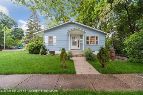 631 Forest St, East Lansing, MI 48823