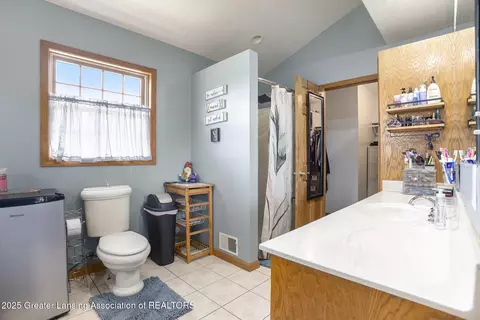 5955 E Parks Rd, Saint Johns, MI 48879 photo 20