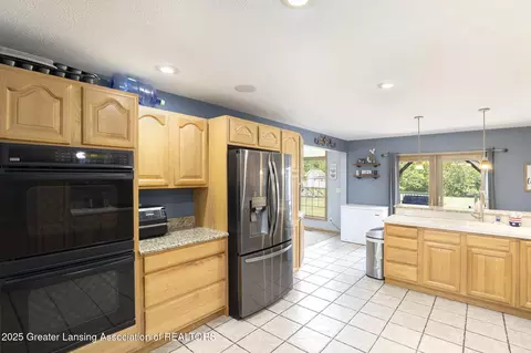 5955 E Parks Rd, Saint Johns, MI 48879 photo 15