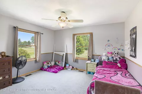 5955 E Parks Rd, Saint Johns, MI 48879 photo 24