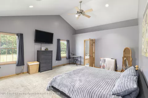 5955 E Parks Rd, Saint Johns, MI 48879 photo 18