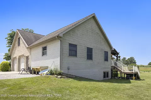 5955 E Parks Rd, Saint Johns, MI 48879 photo 7