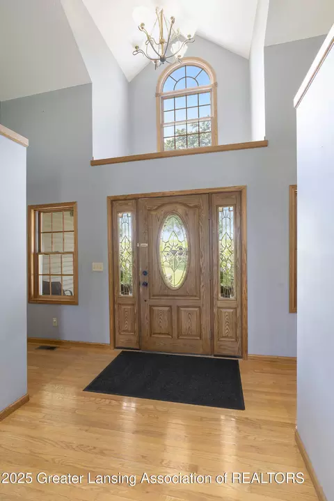 5955 E Parks Rd, Saint Johns, MI 48879 photo 8