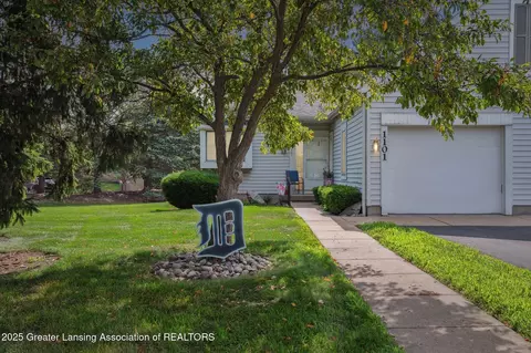 1101 Sunview Dr, Saint Johns, MI 48879