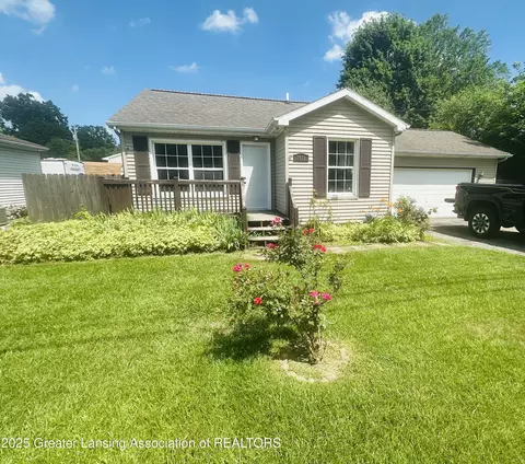 7011 Aurelius Rd, Lansing, MI 48911