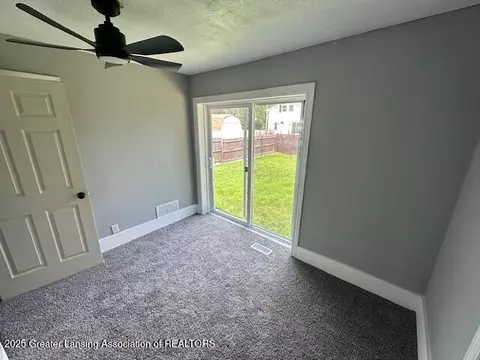 Bedroom - 7011 Aurelius Rd, Lansing, MI 48911 photo 2 of 2