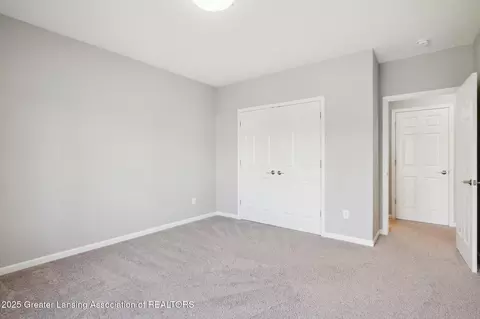 Bedroom - 1228 Wineleaf Ln, Dewitt, MI 48820 photo 5 of 5