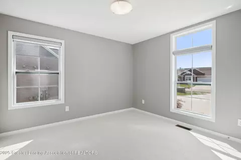 Bedroom - 1228 Wineleaf Ln, Dewitt, MI 48820 photo 3 of 5
