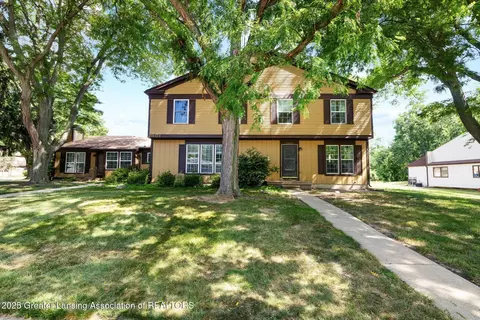 2901 Staten Ave #15, Lansing, MI 48910