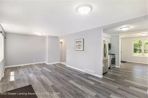1766 Lake Lansing Rd, Haslett, MI 48840