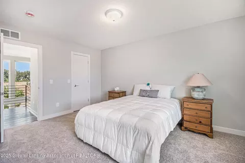 Bedroom - 16925 Willowbrook Dr, Haslett, MI 48840 photo 4 of 6