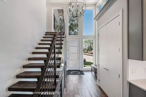 Entry Way - 16925 Willowbrook Dr, Haslett, MI 48840 photo 1 of 5