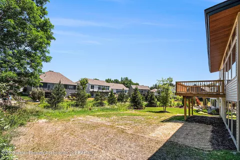 Exterior - 16925 Willowbrook Dr, Haslett, MI 48840 photo 7 of 8