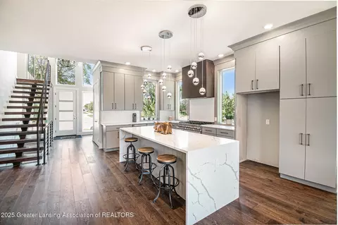 Kitchen - 16925 Willowbrook Dr, Haslett, MI 48840 photo 1 of 5