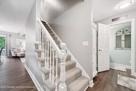 5455 Maple Ridge Rd, Haslett, MI 48840 photo 7