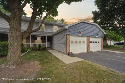 5455 Maple Ridge Rd, Haslett, MI 48840