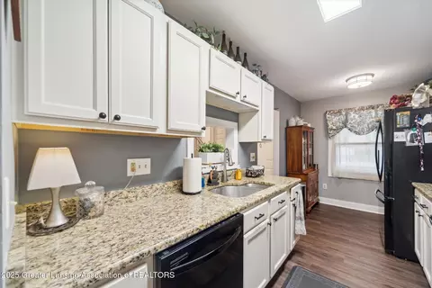 5455 Maple Ridge Rd, Haslett, MI 48840 photo 13