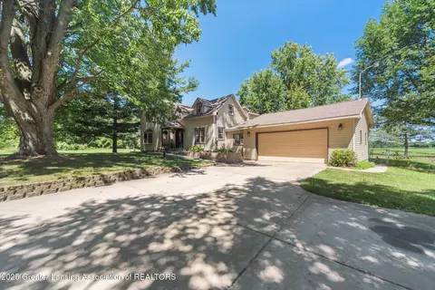 8652 W Pierce Rd, Sumner, MI 48889 photo 40
