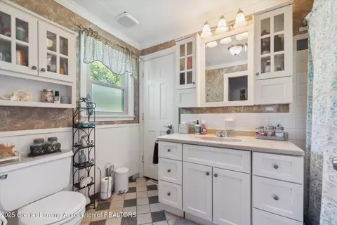 8652 W Pierce Rd, Sumner, MI 48889 photo 11