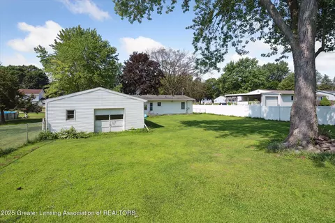 Exterior - 225 E Hamilton St, Dimondale, MI 48821 photo 4 of 7