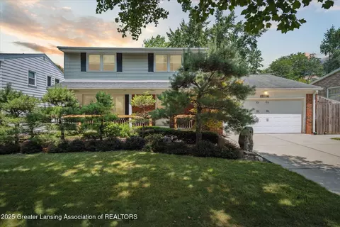 2327 Tulane Dr, Lansing, MI 48912