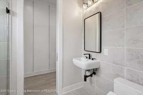 Bath - 1488 Silverstone Way, Okemos, MI 48864 photo 2 of 7