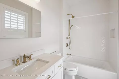 Bath - 1488 Silverstone Way, Okemos, MI 48864 photo 7 of 7