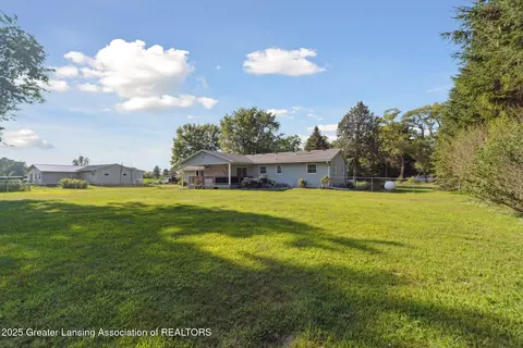 Exterior - 7455 W Maple Rapids Rd, Saint Johns, MI 48879 photo 3 of 8