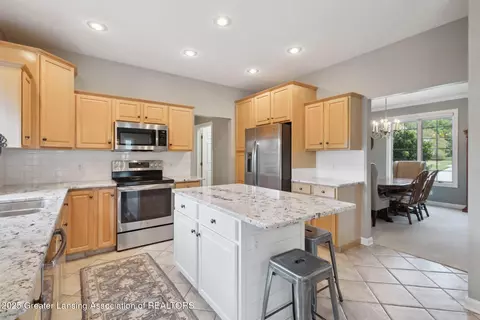 Kitchen - 11660 Hidden Spring Trl, Dewitt, MI 48820 photo 2 of 5