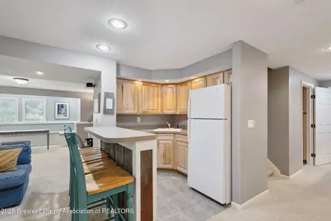 Kitchen - 11660 Hidden Spring Trl, Dewitt, MI 48820 photo 5 of 5