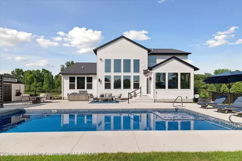 Exterior - 9640 Tobermory Dr, Haslett, MI 48840 photo 18 of 20