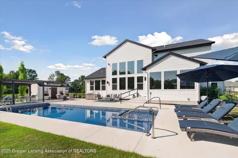 Exterior - 9640 Tobermory Dr, Haslett, MI 48840 photo 19 of 20