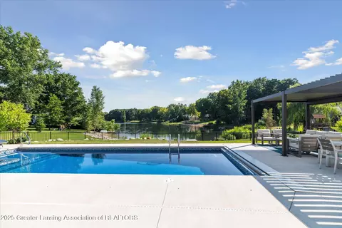 Exterior - 9640 Tobermory Dr, Haslett, MI 48840 photo 7 of 20