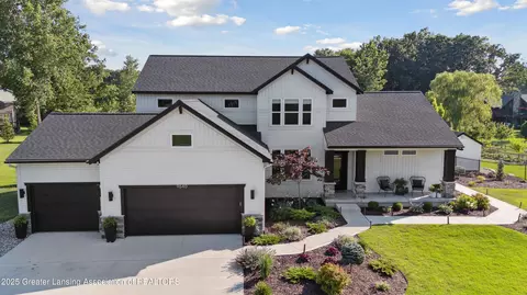 9640 Tobermory Dr, Haslett, MI 48840