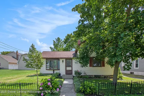 342 N Main St, Fowler, MI 48835