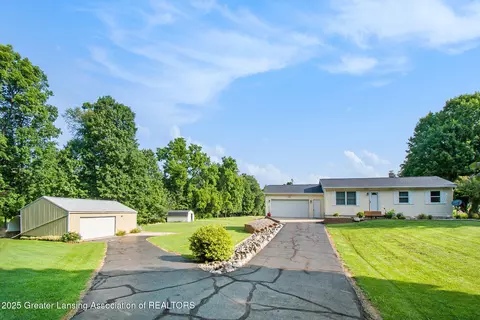 7220 W Mt Hope Hwy, Mulliken, MI 48861