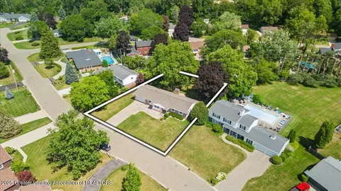 View/Area - 4340 Barton Rd, Lansing, MI 48917 photo 1 of 2