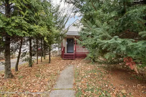 2319 Lyons Ave, Lansing, MI 48910