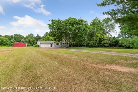 7870 Beardslee Rd, Owosso, MI 48867 photo 4