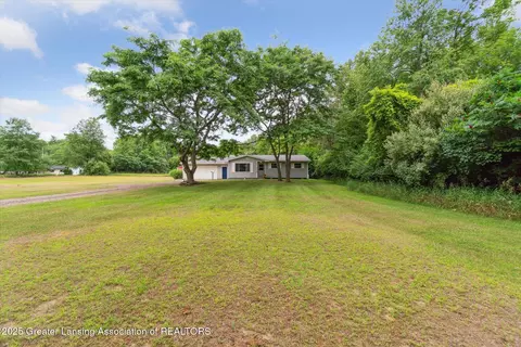 7870 Beardslee Rd, Owosso, MI 48867 photo 5
