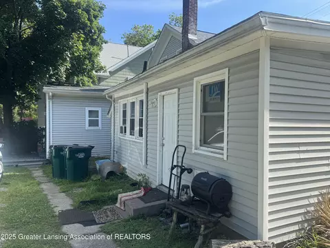 Undisclosed, Lansing, MI 48906 photo 3